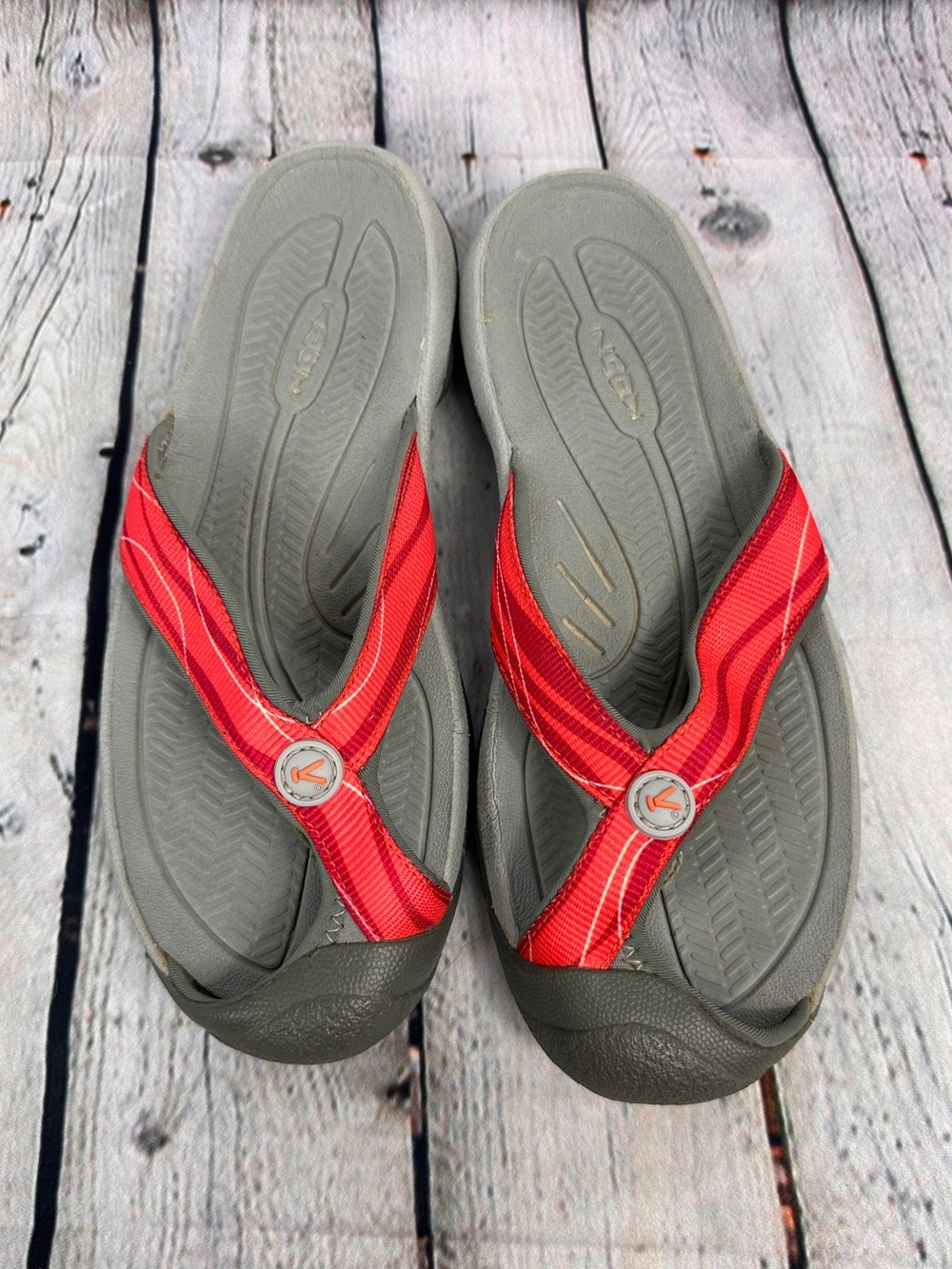 Keen Bali women’s sandals red size 8.5